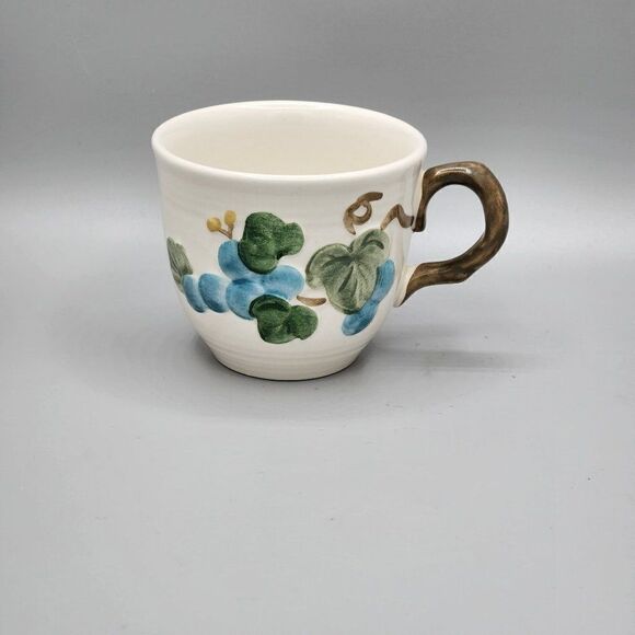 Vintage Metlox Sculptured Grape Poppy Trail Coffee Tea Cup - Picture 1 of 6